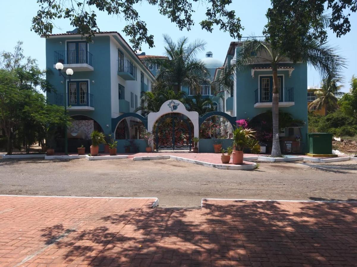 Delphinus Inn Santa Cruz - Huatulco Exterior foto